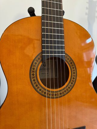 Guitarra clásica Admira Paloma