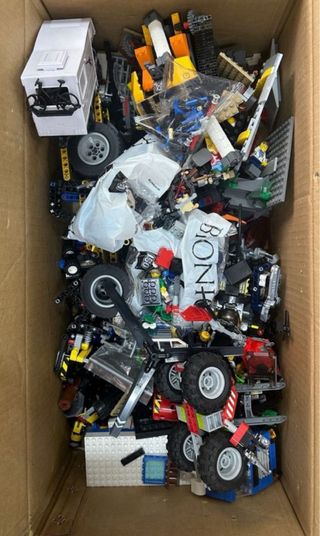 Lego y juguetes varios