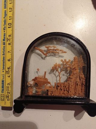 Diorama cinesa vintage in sughero