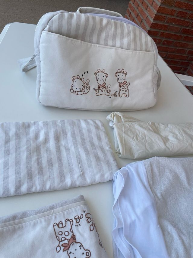 Cuna bebé plegable Completa   + bolso