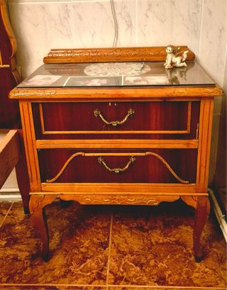 Dormitorio antiguo de madera