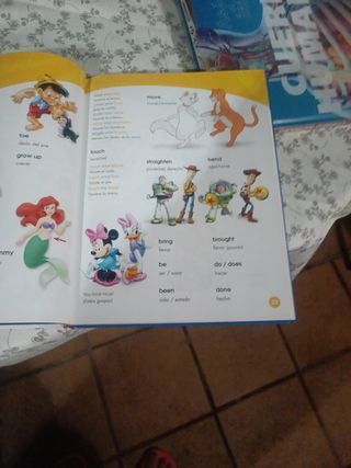 Disney English. Diccionario ilustrado. 1000 pal...
