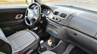 Skoda Fabia 1.4 16v 86CV sólo 122.000 km