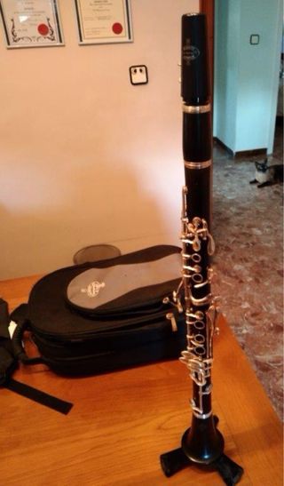 Clarinete Buffet E11 