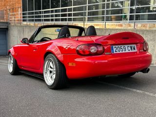 Mazda MX-5 2004