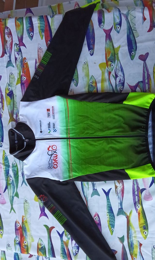 Chaqueta ciclismo Coruxo