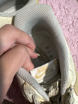 Zapatillas Nike Air Force 1 beige