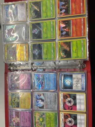 Album Carte Pokémon + 2 box + 4 scatoline