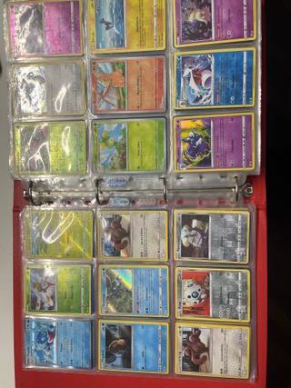 Album Carte Pokémon + 2 box + 4 scatoline