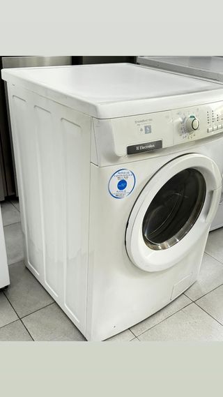 LAVADORA SECADORA ELECTROLUX 