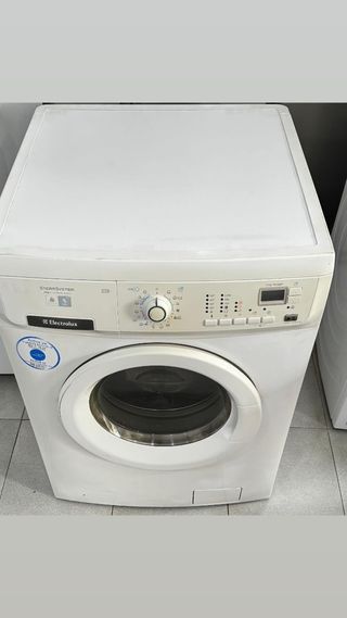 LAVADORA SECADORA ELECTROLUX 