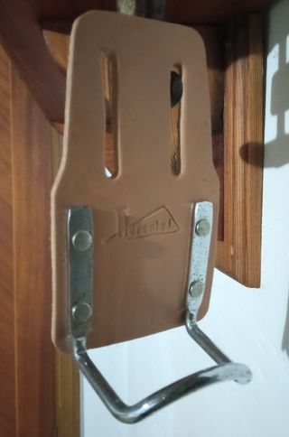 Soporte cinturón para martillo