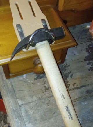 Soporte cinturón para martillo