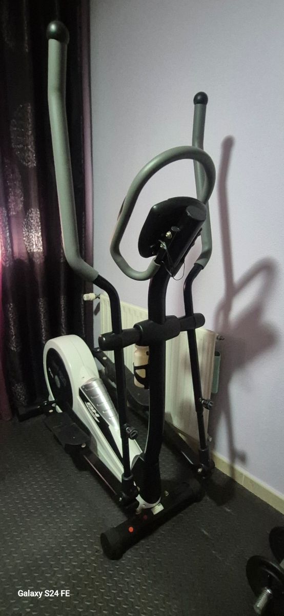 Elíptica BH Fitness Ambition Plus