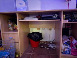 Escritorio madera beige