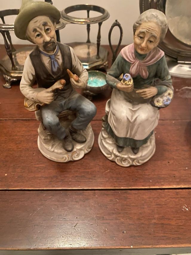 Statuine Capodimonte - Vecchio e Vecchia