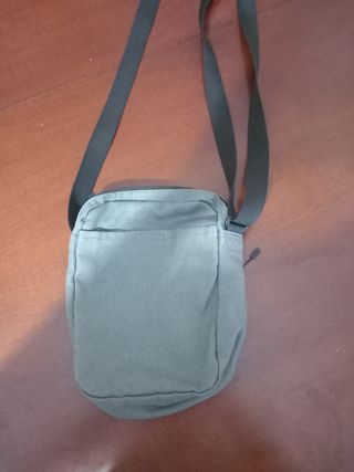 Marsupio Nike grigio e nero