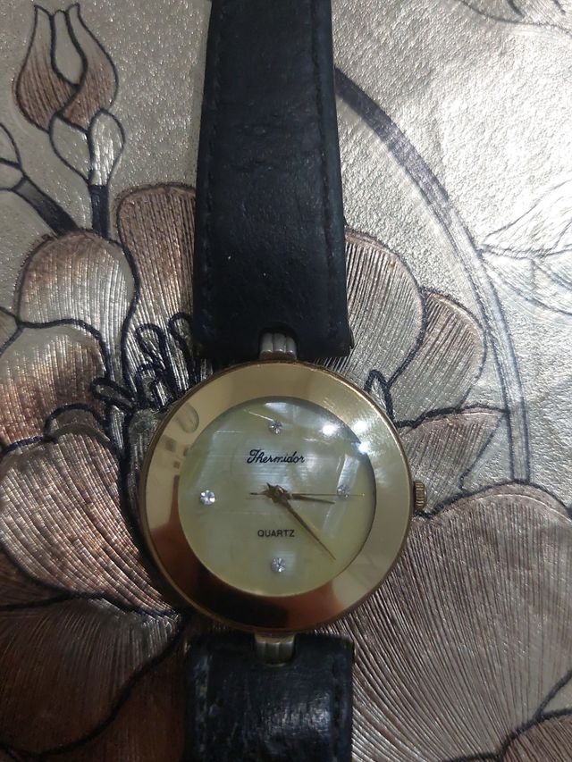 Reloj Faersmidor mujer dorado