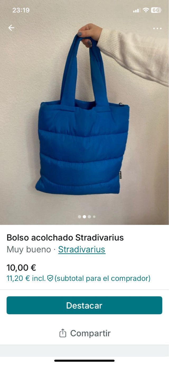 Bolso acolchado Stradivarius azul