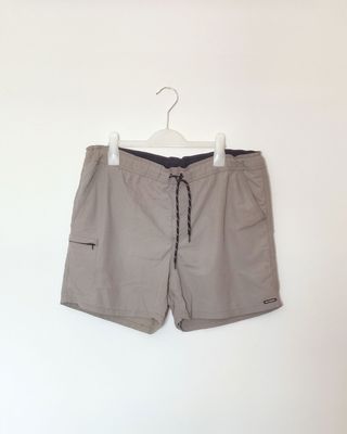Calções Pull & Bear bege
