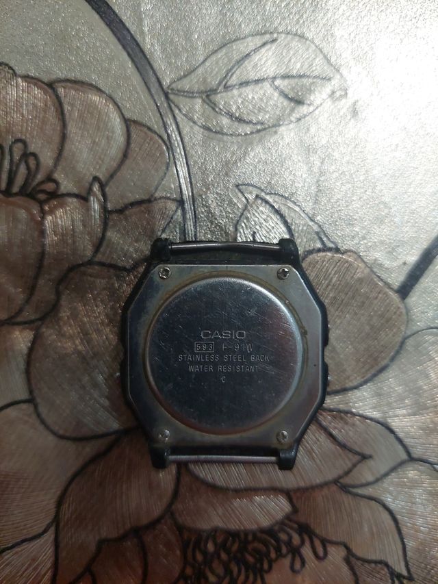 Reloj Casio F-201W vintage
