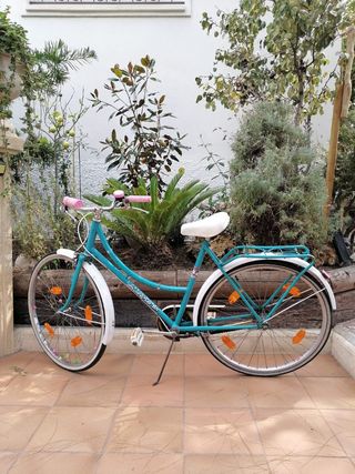 Bicicleta paseo vintage turquesa