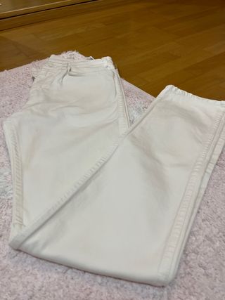 Vaqueros Levis blancos hombre