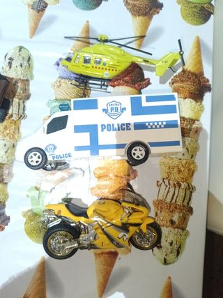 Lote vehículos policía: helicóptero, coche y moto
