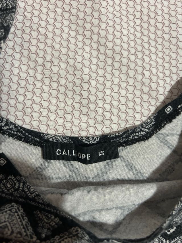 Top corto bianco e nero