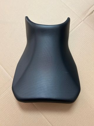 Asiento Suzuki GSR 750