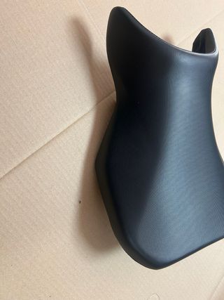 Asiento Suzuki GSR 750