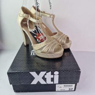 Sandalias Xti doradas talla 37