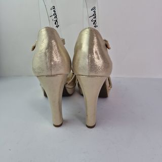 Sandalias Xti doradas talla 37