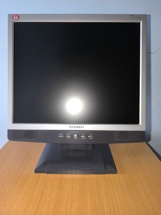 MONITOR LCD PER PC DA 17" [HYUNDAI]