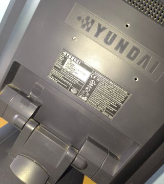 MONITOR LCD PER PC DA 17" [HYUNDAI]
