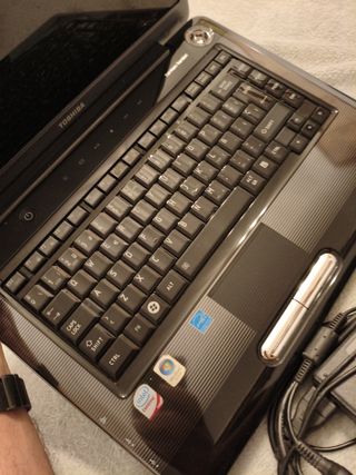 Portátil Toshiba Satellite A300-1L6