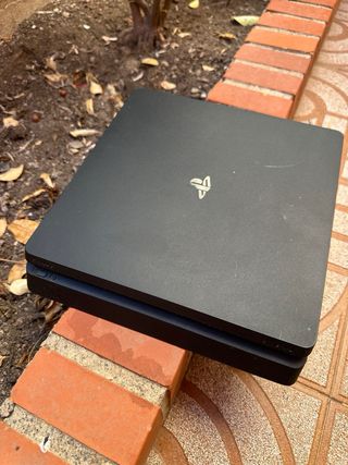 PS4 (PlayStation 4) 500GB - Negra