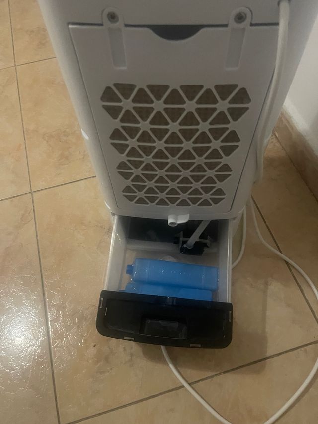 Climatizador evaporativo blanco