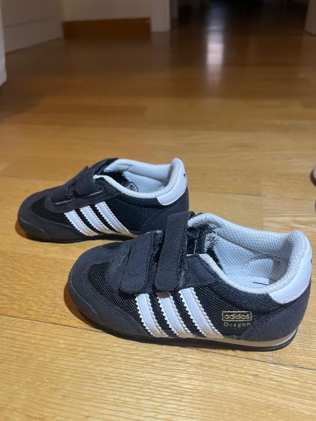 Zapatillas Adidas T23 niño