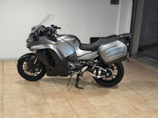 Kawasaki GTR1400 - Impecable