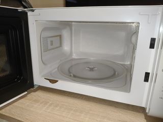 Microondas Bluesky - 700W