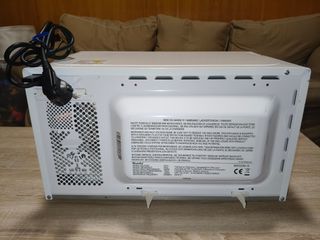 Microondas Bluesky - 700W