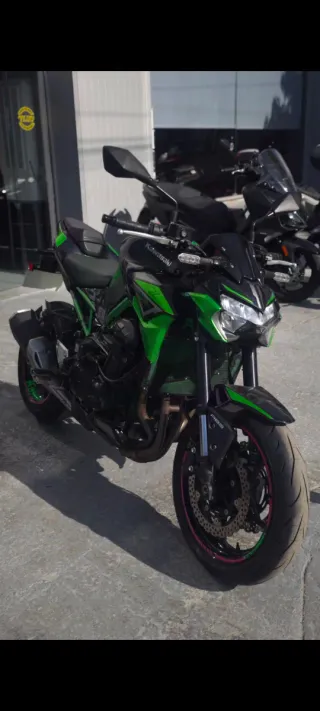 KAWASAKI Z900 FULL