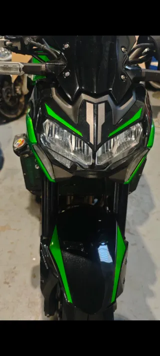 KAWASAKI Z900 FULL