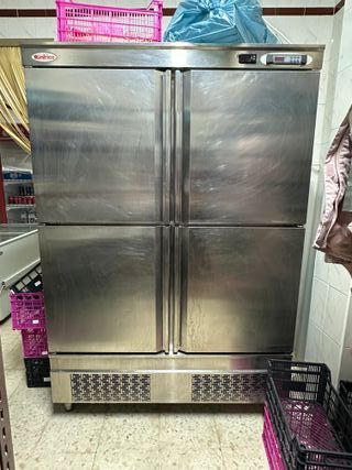 Vitrina frigorífica Infrico