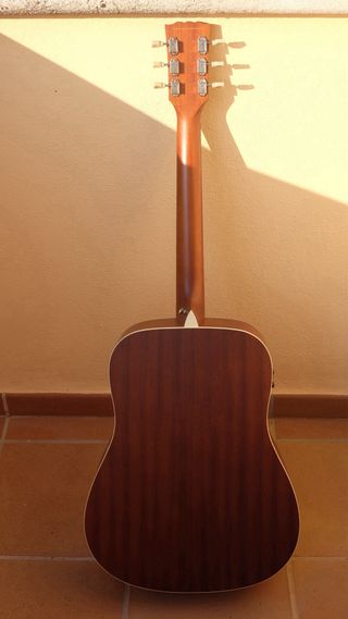 Guitarra acústica Vintage
