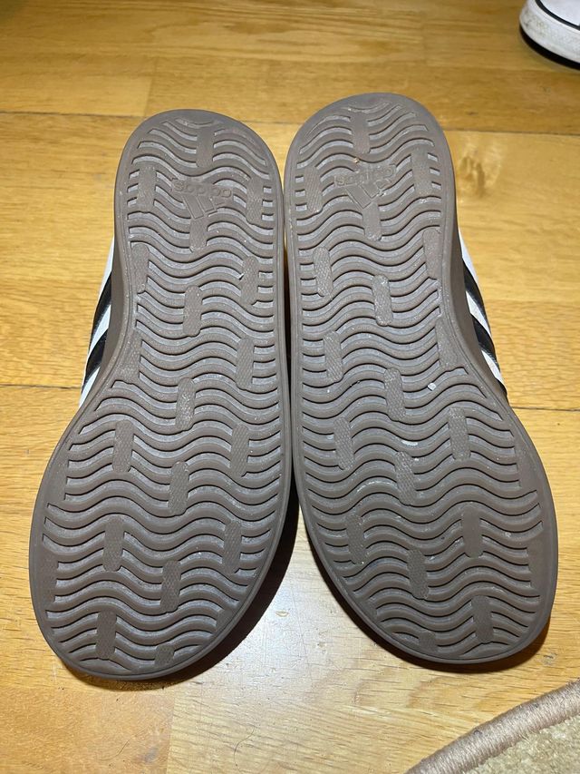 Zapatillas Adidas T31 niño