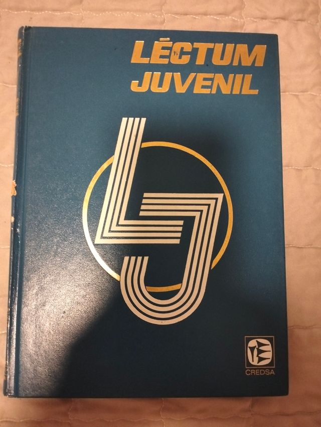 Enciclopedia  Léctum juvenil