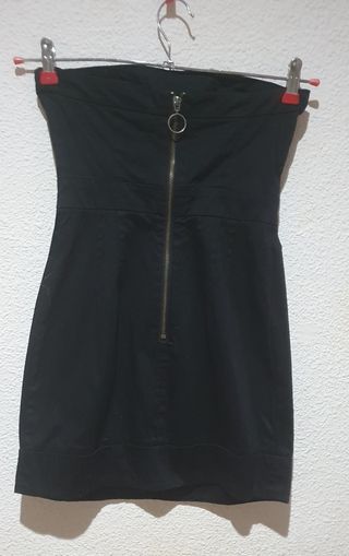 Vestido negro corto