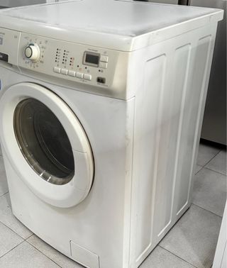 LAVADORA SECADORA ELECTROLUX 